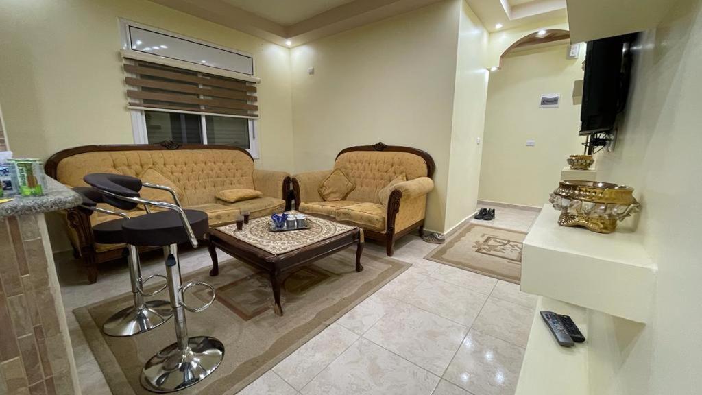 Leen Guest House Ваді-Муса Екстер'єр фото