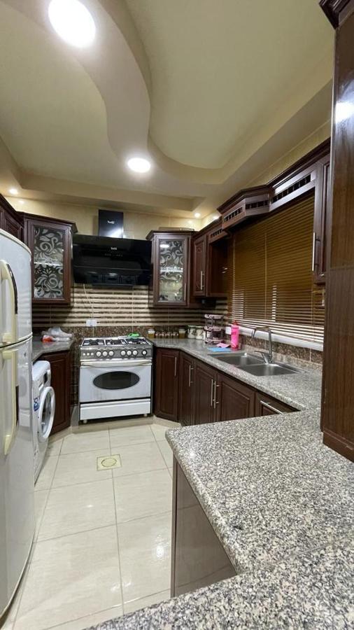 Leen Guest House Ваді-Муса Екстер'єр фото