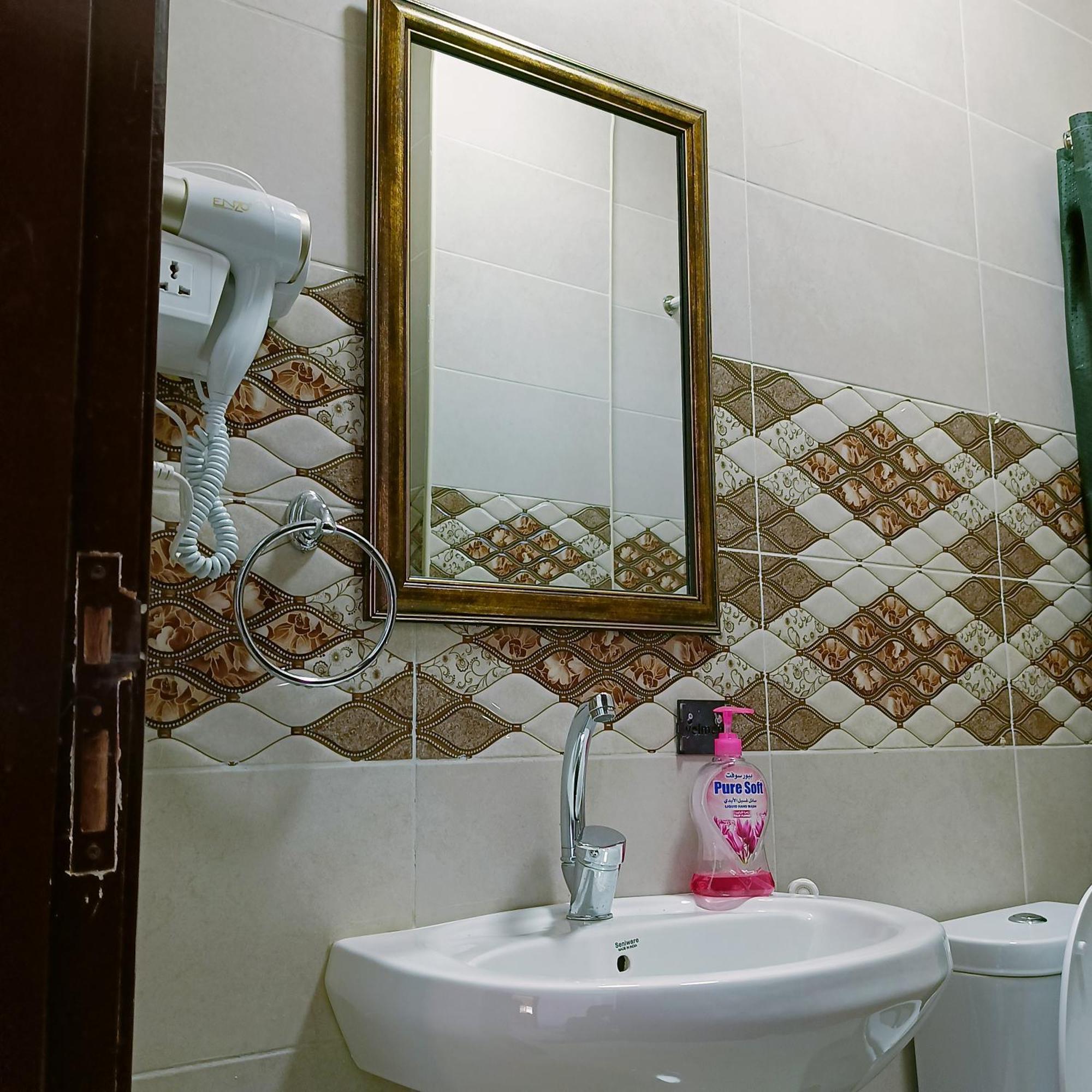 Leen Guest House Ваді-Муса Екстер'єр фото