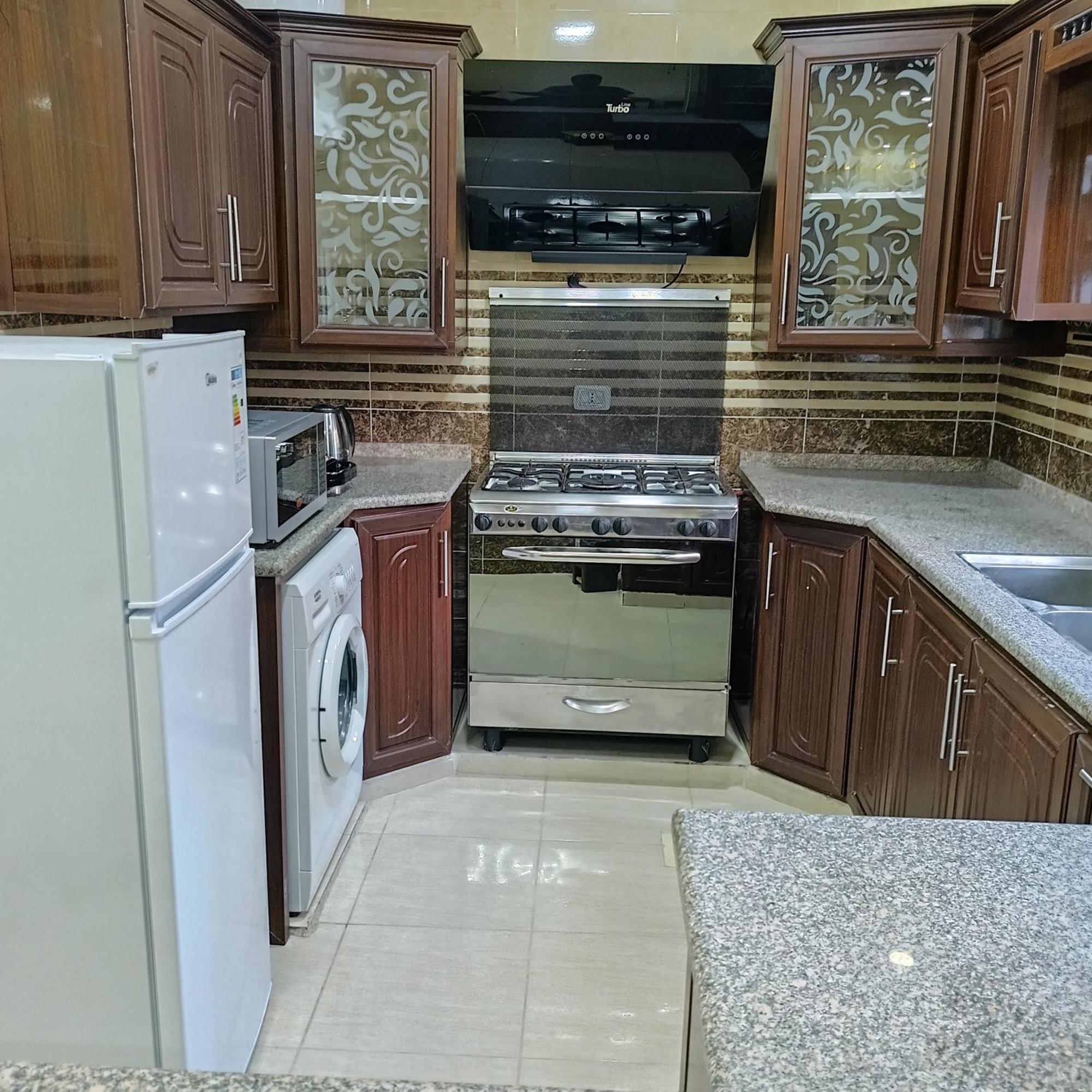Leen Guest House Ваді-Муса Екстер'єр фото