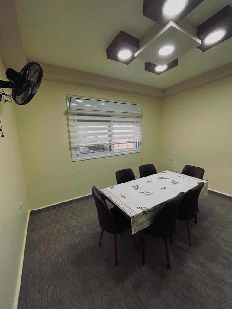 Leen Guest House Ваді-Муса Номер фото